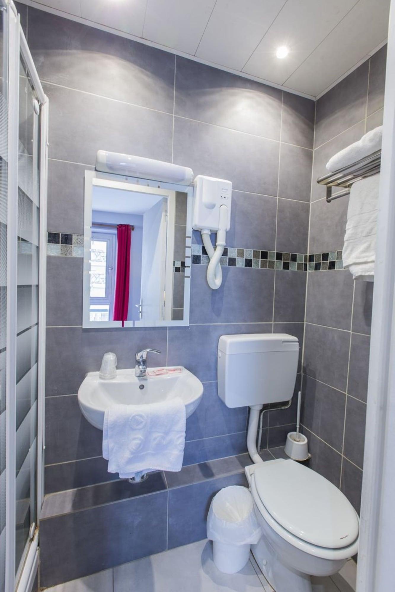Merryl Hotel Париж Екстериор снимка