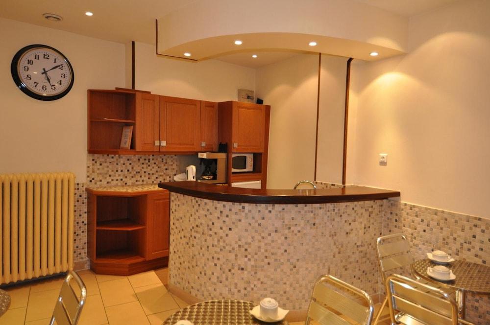Merryl Hotel Париж Екстериор снимка