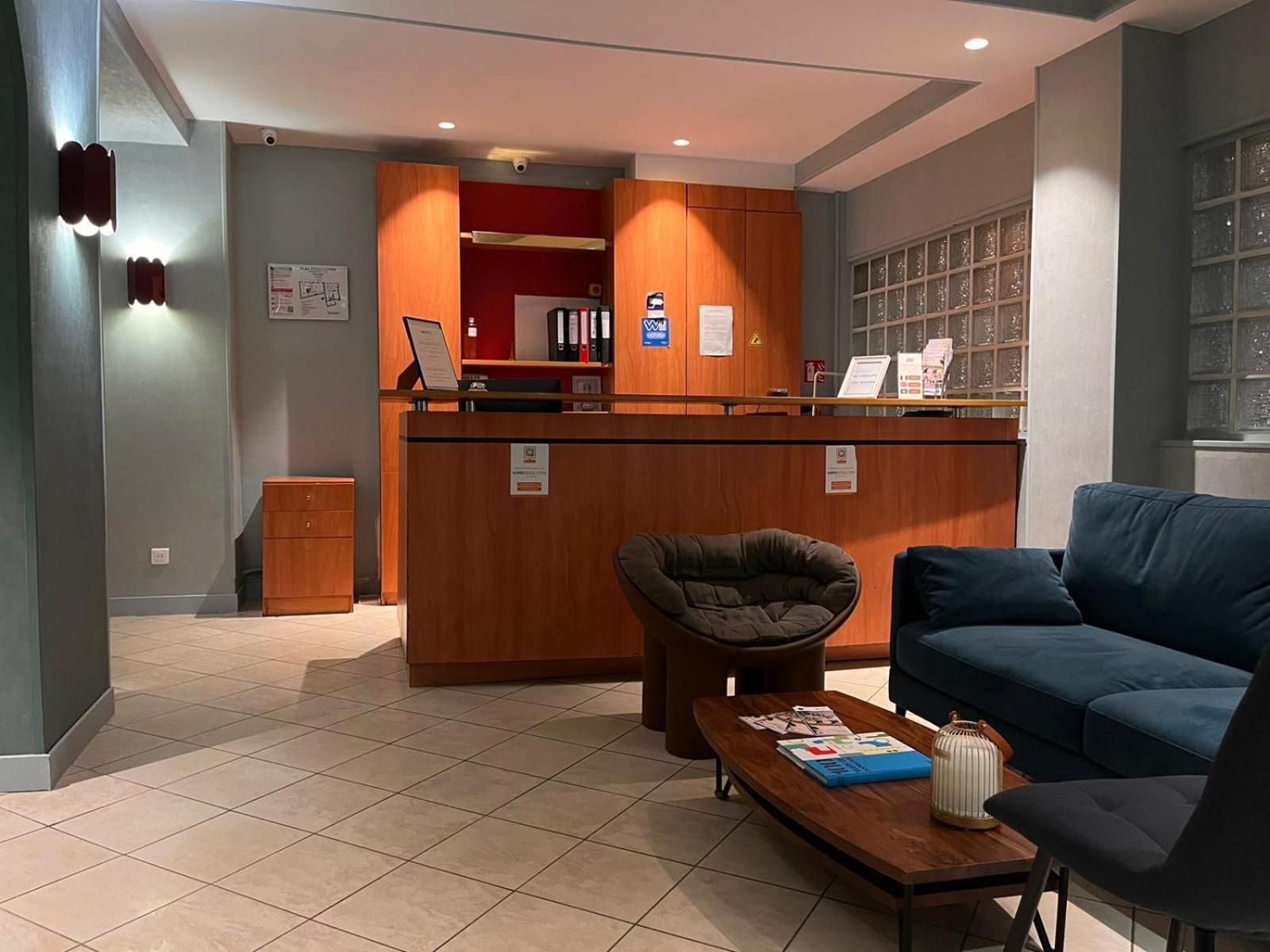Merryl Hotel Париж Екстериор снимка