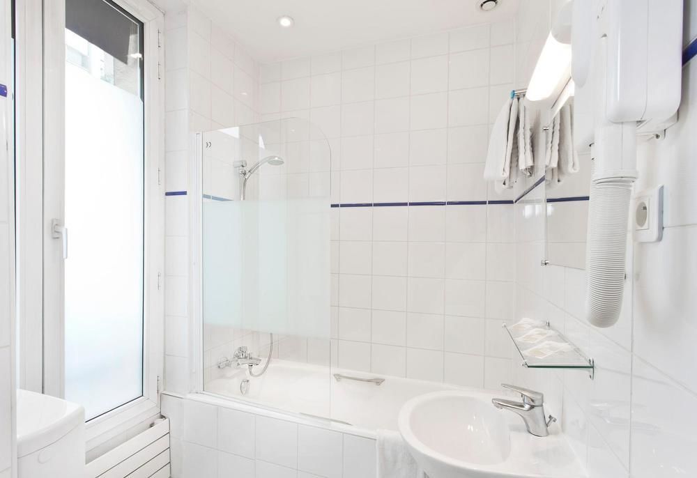 Merryl Hotel Париж Екстериор снимка
